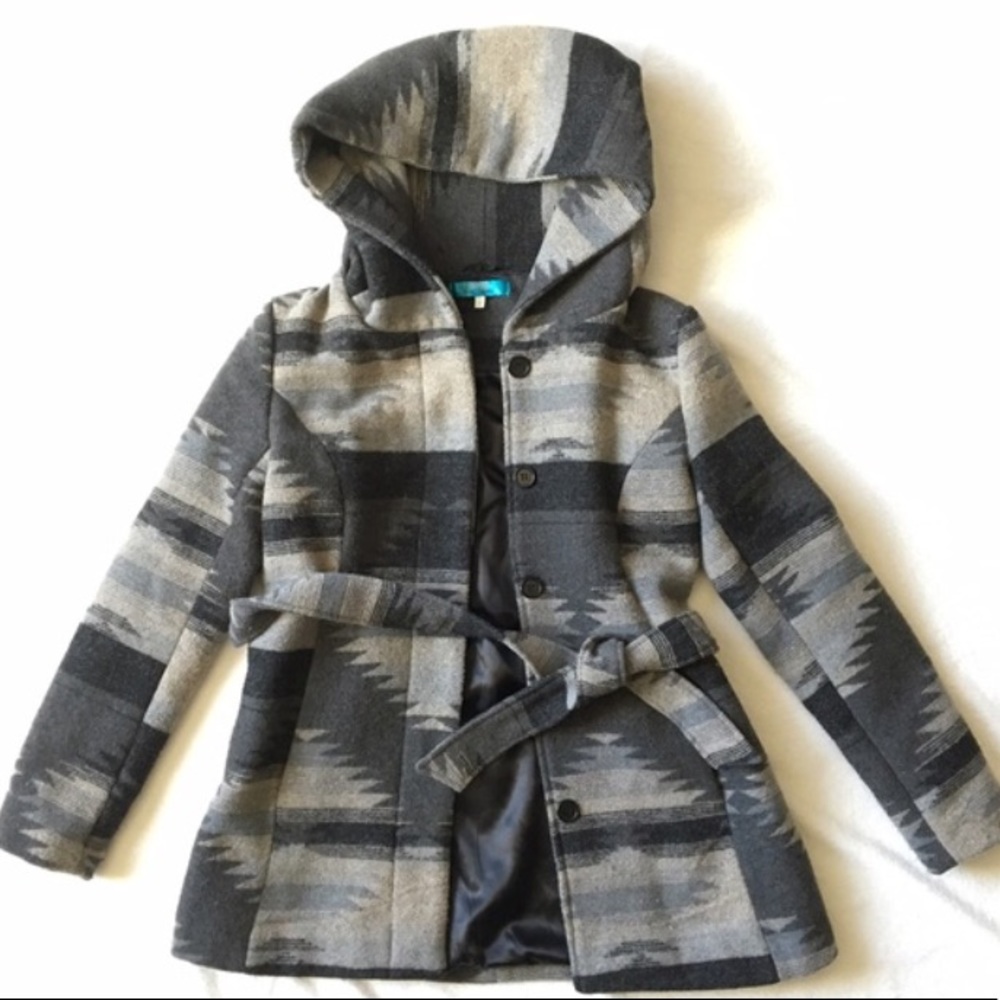 Francesca’s grey aztec coat